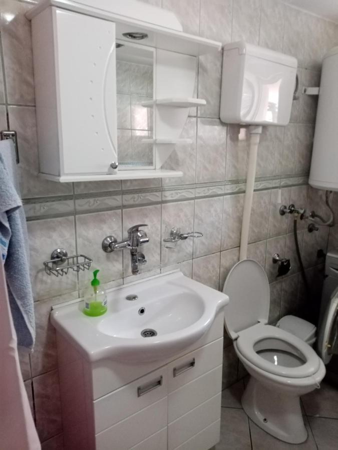 Milica Apartmani Врднік Екстер'єр фото